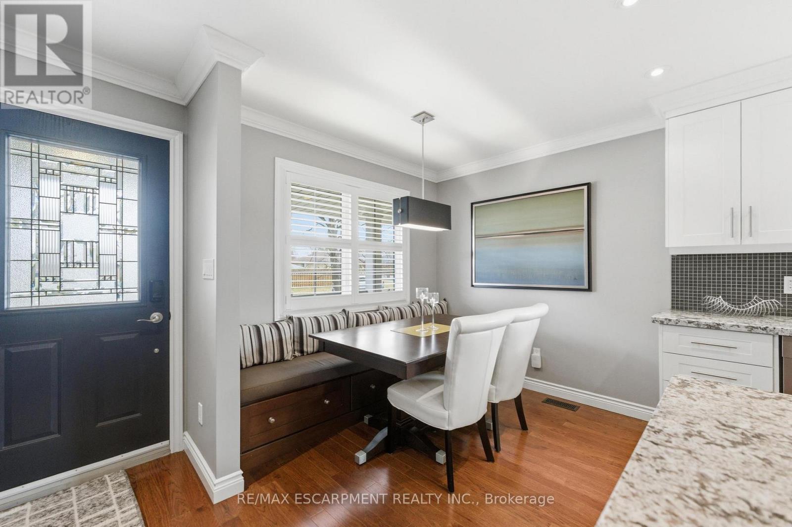 31 Marshall Street, Brantford, Ontario  N3R 3C8 - Photo 8 - X12919944