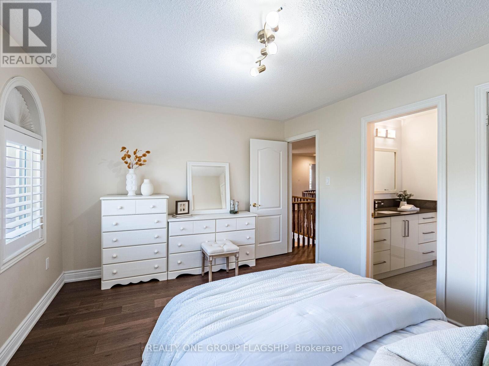 5290 Hilton Court, Mississauga, Ontario  L5M 5B5 - Photo 23 - W12913062