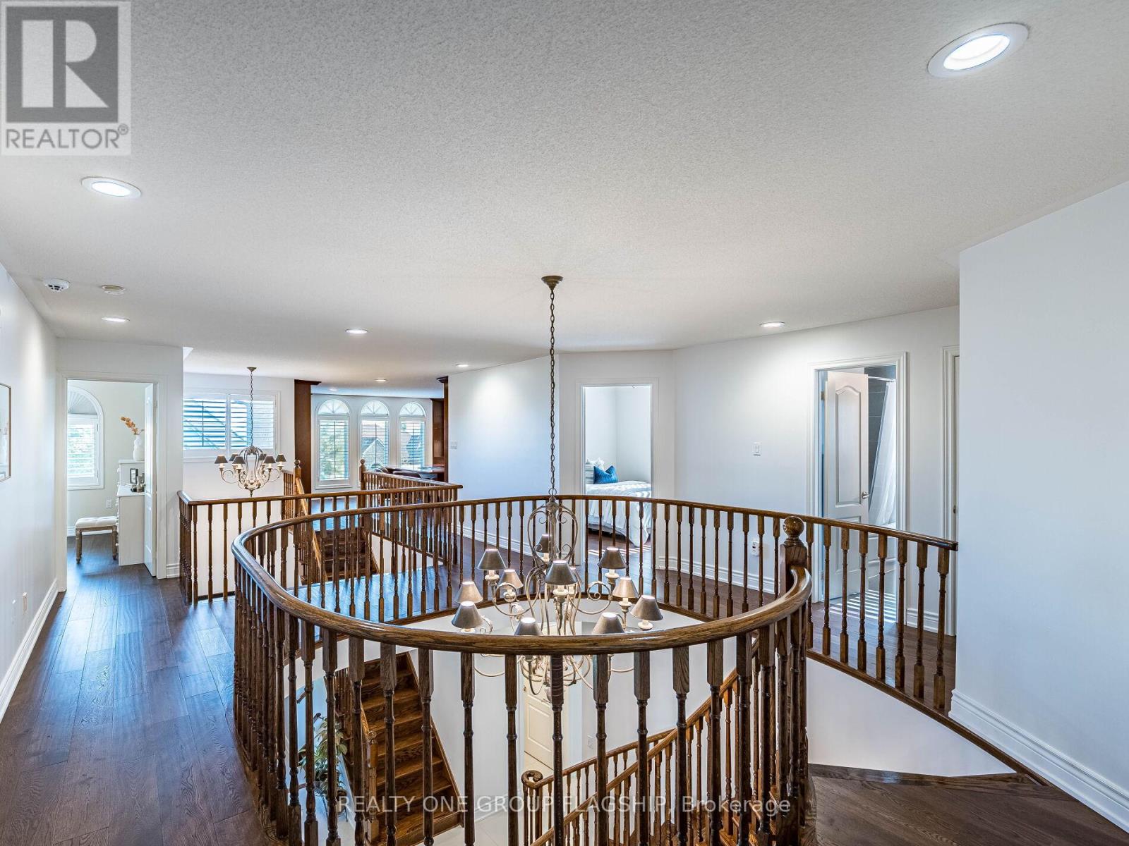 5290 Hilton Court, Mississauga, Ontario  L5M 5B5 - Photo 16 - W12913062