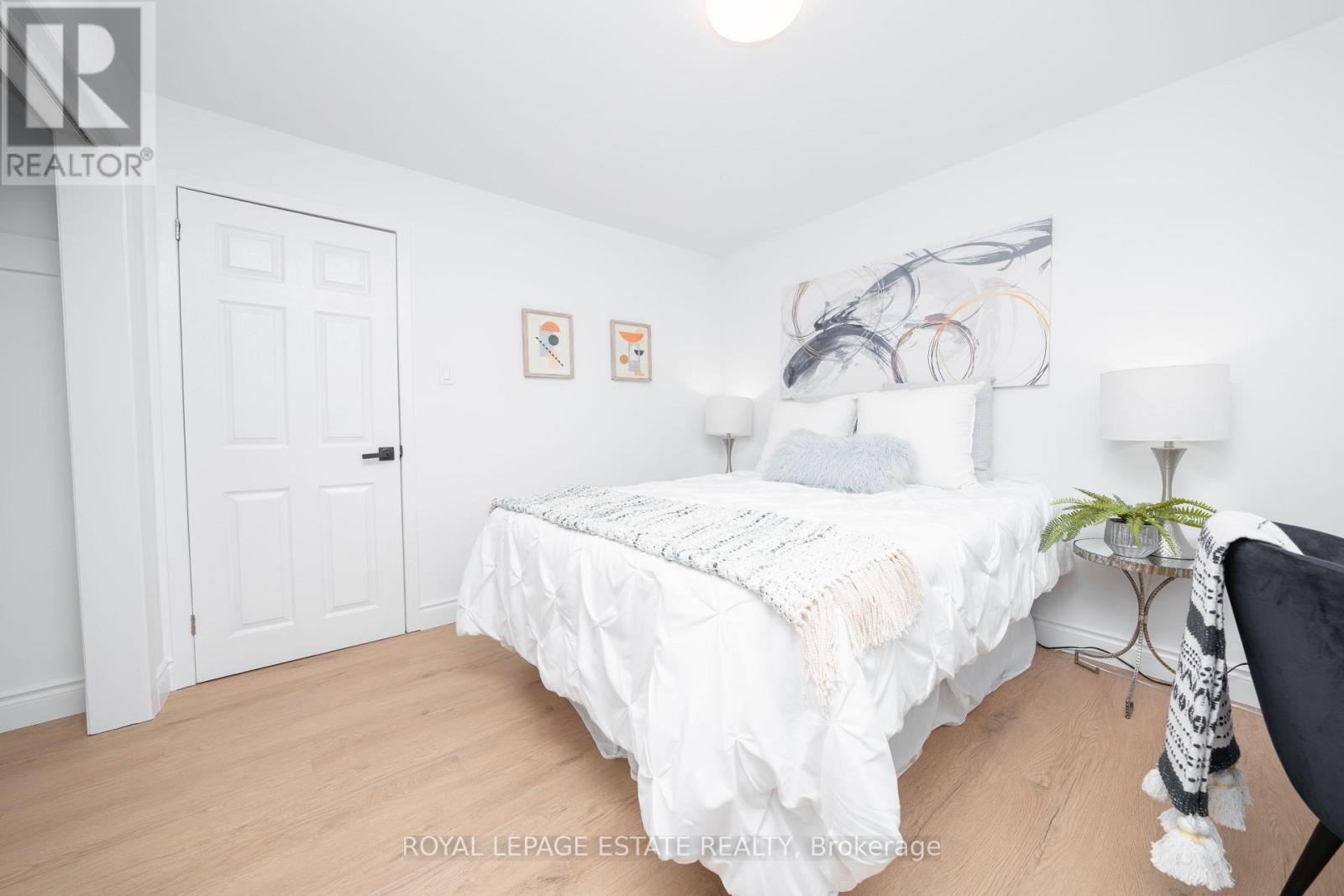 474 Sandlewood Road, Oakville, Ontario  L6L 3S4 - Photo 18 - W12918620