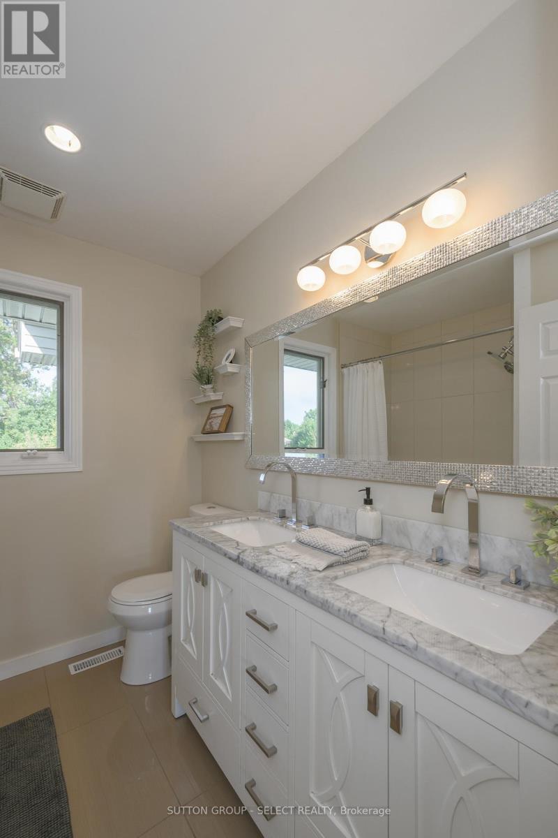 983 Country Club Crescent, London South, Ontario  N6C 5R6 - Photo 23 - X12912394