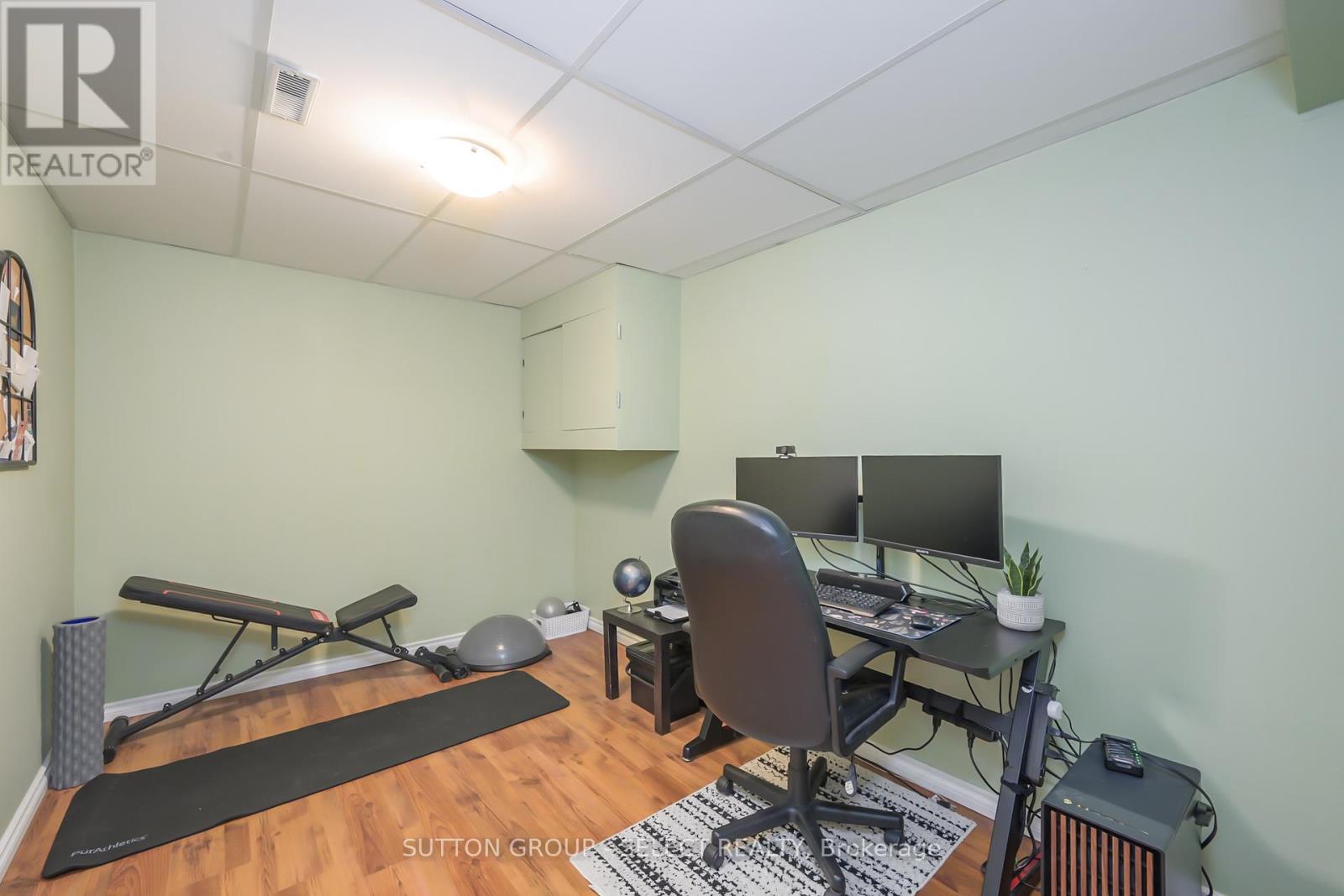 983 Country Club Crescent, London South, Ontario  N6C 5R6 - Photo 27 - X12912394