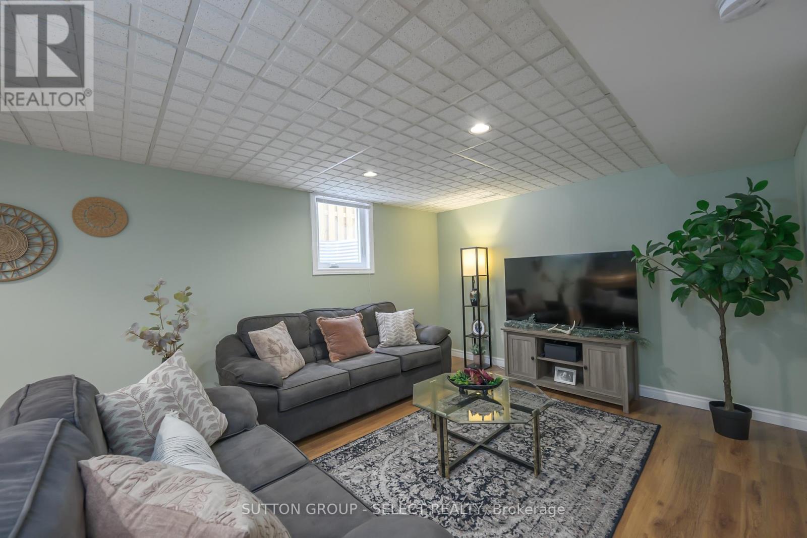 983 Country Club Crescent, London South, Ontario  N6C 5R6 - Photo 26 - X12912394