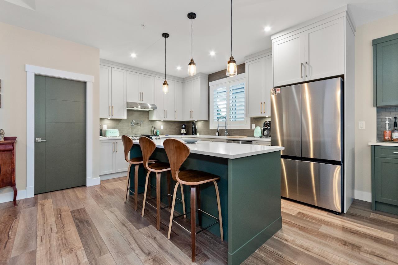 73 1880 Columbia Valley Road, Cultus Lake South, Lindell Beach, British Columbia  V2R 6G8 - Photo 4 - R3081368