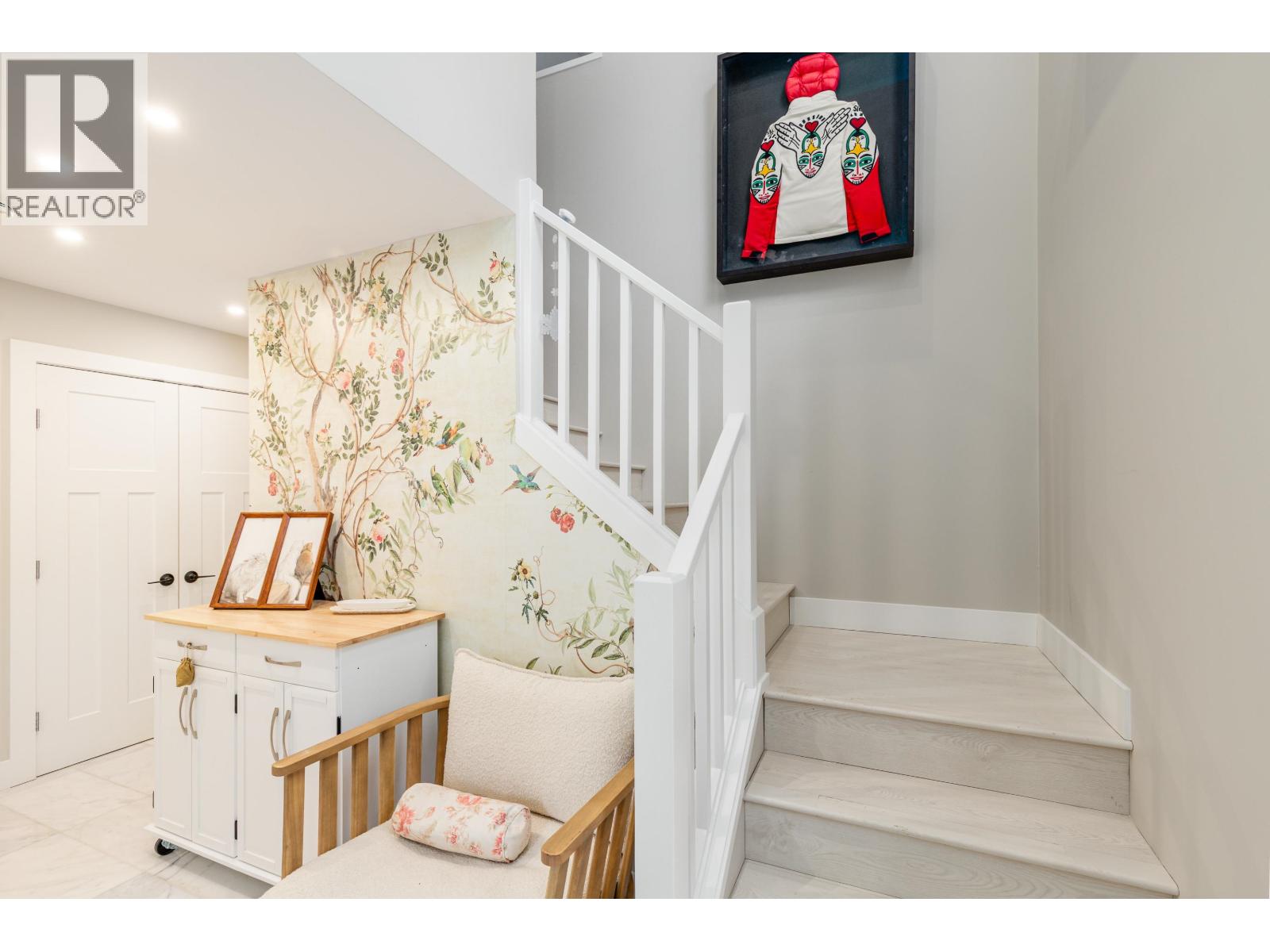 317 2222 Castle Drive, Whistler, British Columbia V8E 0L7 - Photo 4 - R3081108