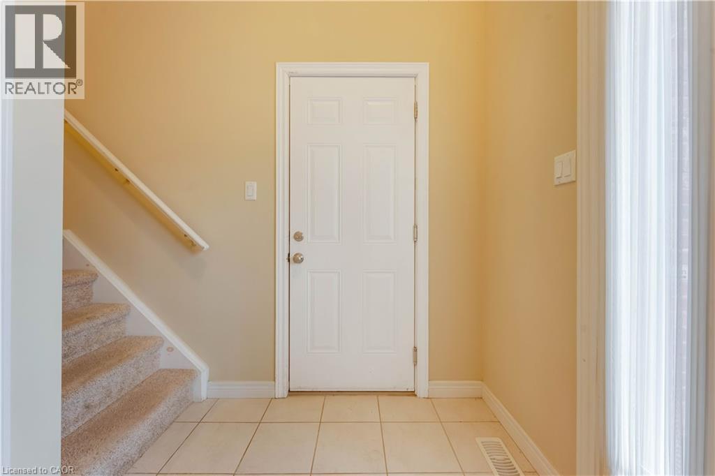 17 Valleybrook Drive, Kitchener, Ontario  N2A 0J9 - Photo 6 - 40814596