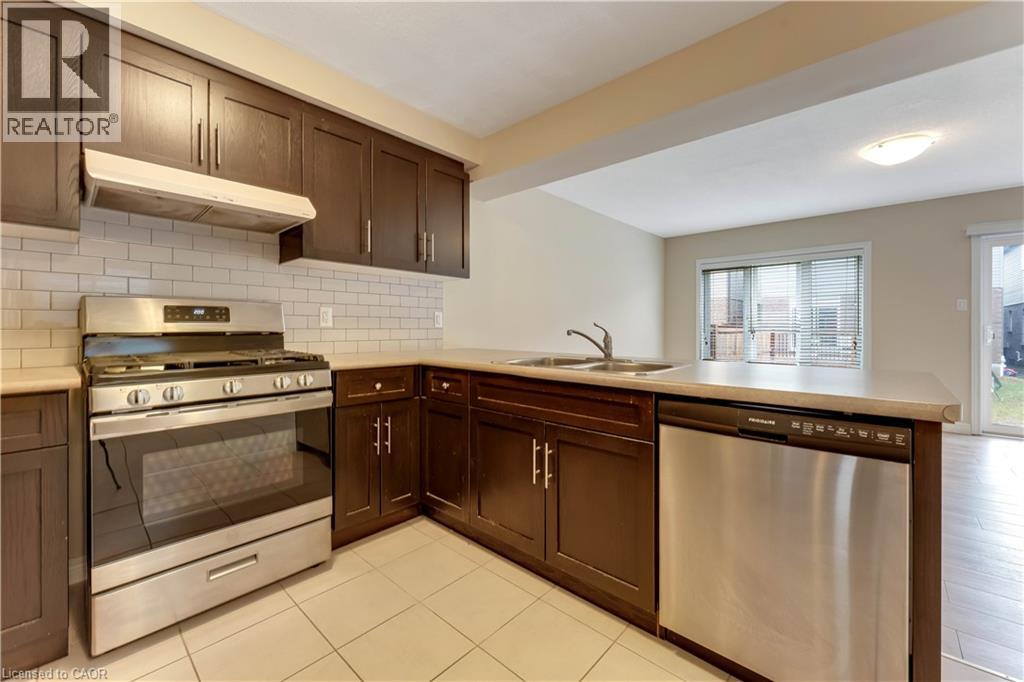 17 Valleybrook Drive, Kitchener, Ontario  N2A 0J9 - Photo 11 - 40814596