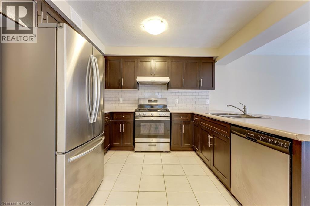 17 Valleybrook Drive, Kitchener, Ontario  N2A 0J9 - Photo 10 - 40814596