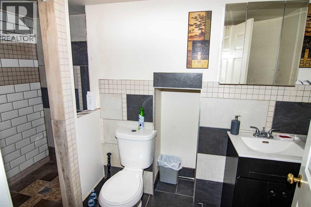 47 Anaheim Crescent Ne, Calgary, Alberta  T1Y 7B8 - Photo 28 - A2292009