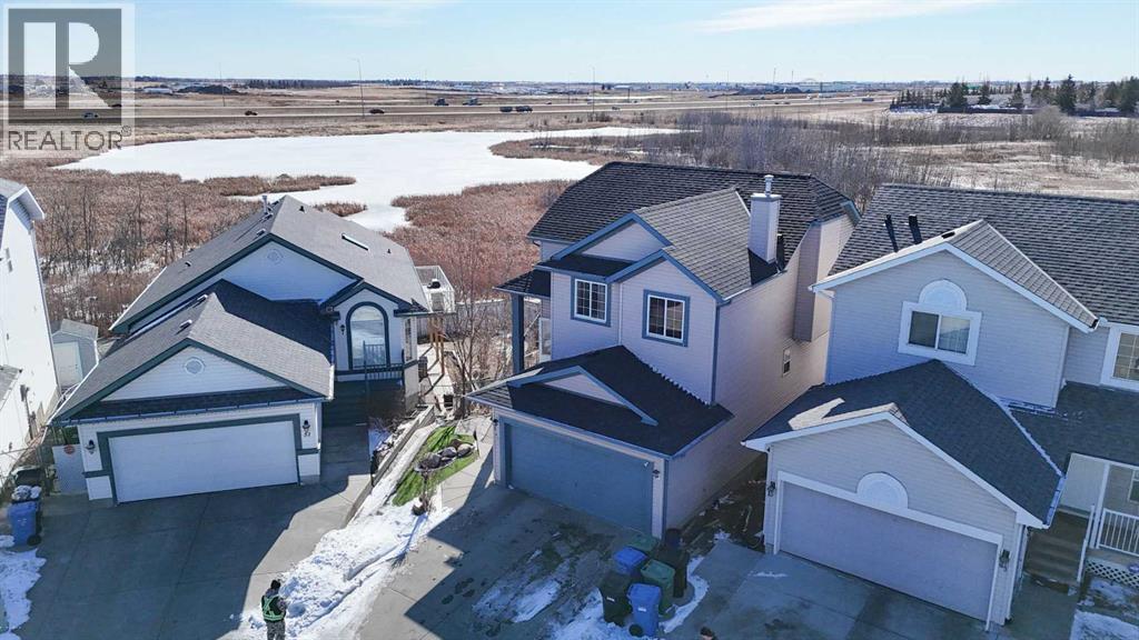 47 Anaheim Crescent Ne, Calgary, Alberta  T1Y 7B8 - Photo 6 - A2292009