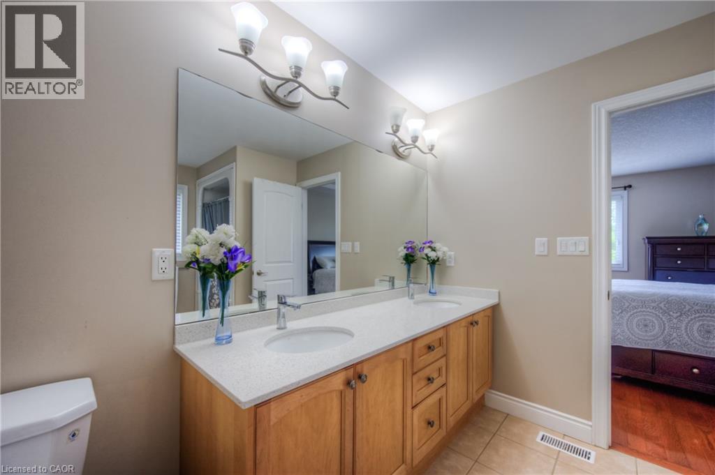 504 Wood Nettle Way, Waterloo, Ontario  N2V 2Y1 - Photo 22 - 40814699