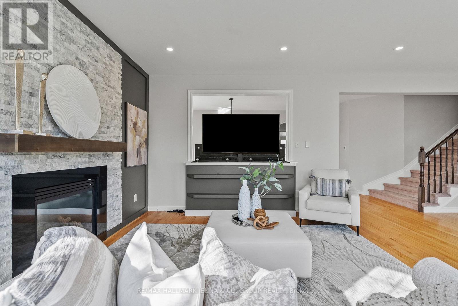 2649 Fallingwater Circle, Ottawa, Ontario  K2J 0R6 - Photo 7 - X12920006