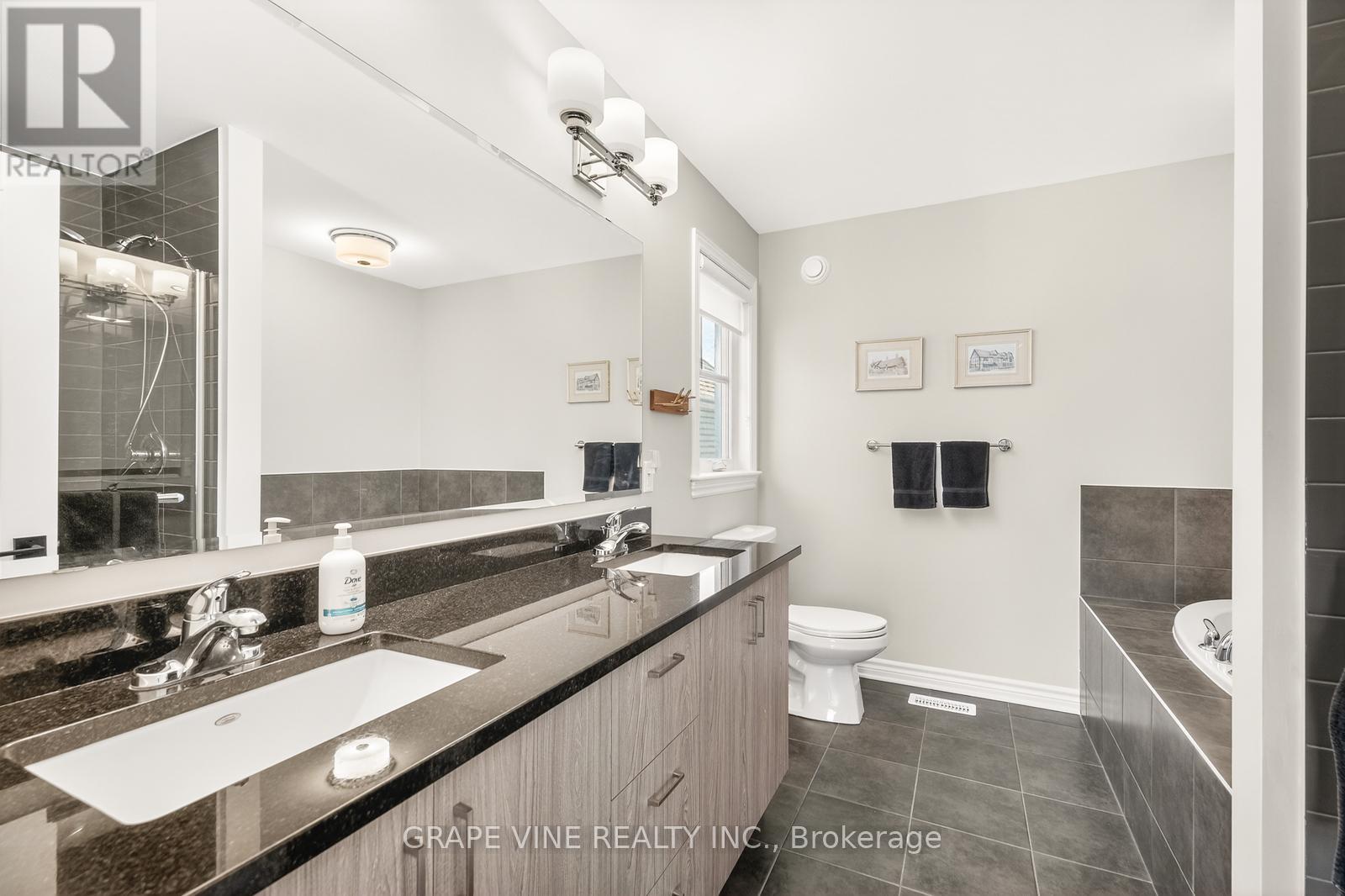 644 Vivera Place, Ottawa, Ontario  K2S 2N1 - Photo 21 - X12920030