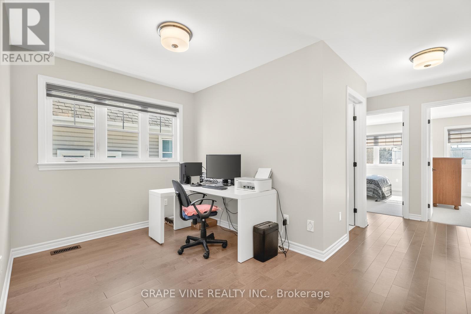 644 Vivera Place, Ottawa, Ontario  K2S 2N1 - Photo 23 - X12920030