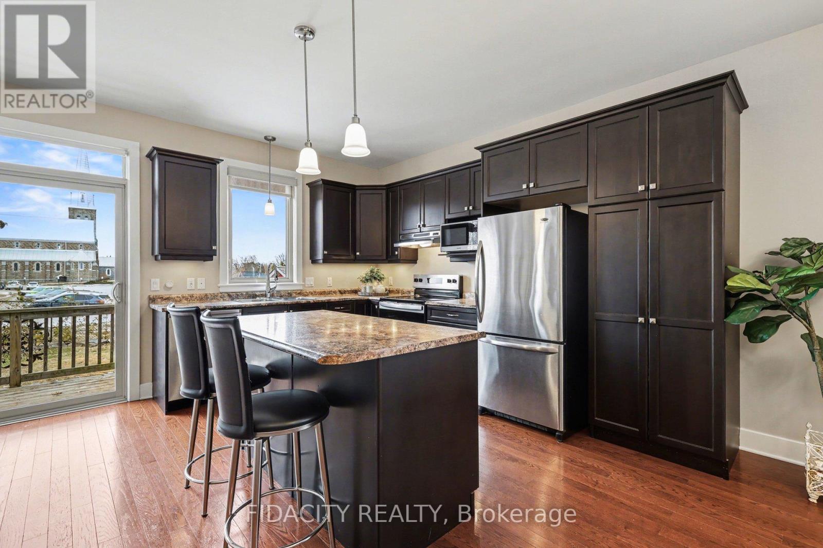 21 Galens Way, North Grenville, Ontario  K0G 1J0 - Photo 11 - X12920048