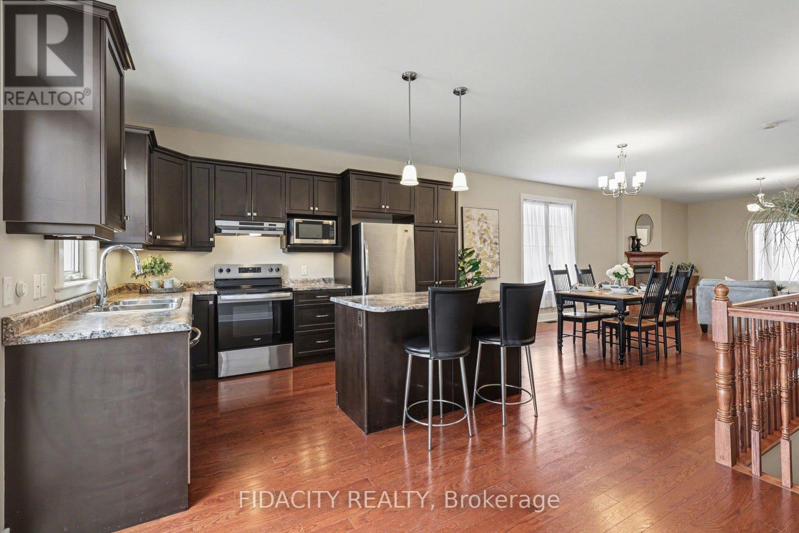 21 Galens Way, North Grenville, Ontario  K0G 1J0 - Photo 13 - X12920048