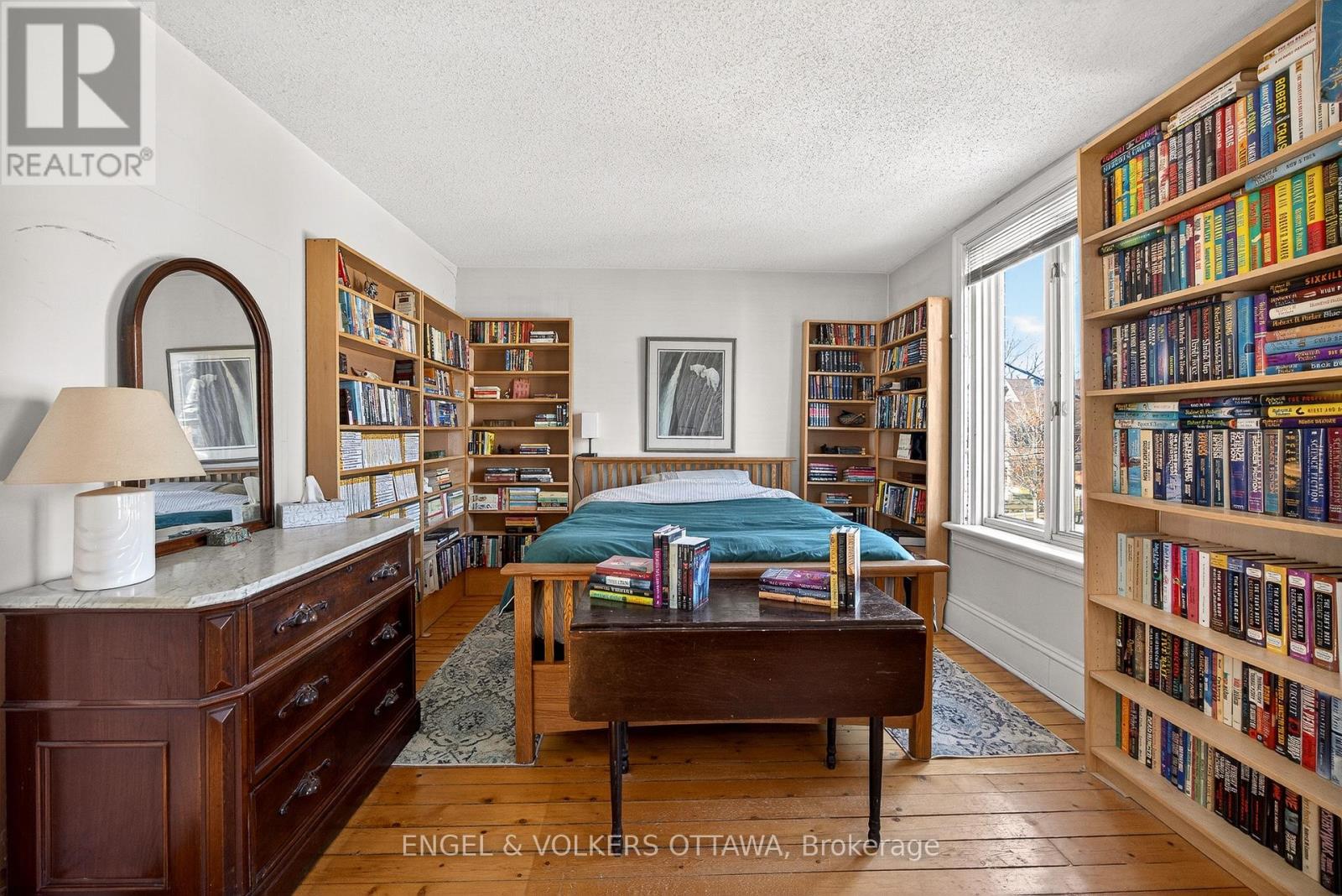 70 Fourth Avenue, Ottawa, Ontario  K1S 2L2 - Photo 23 - X12920098