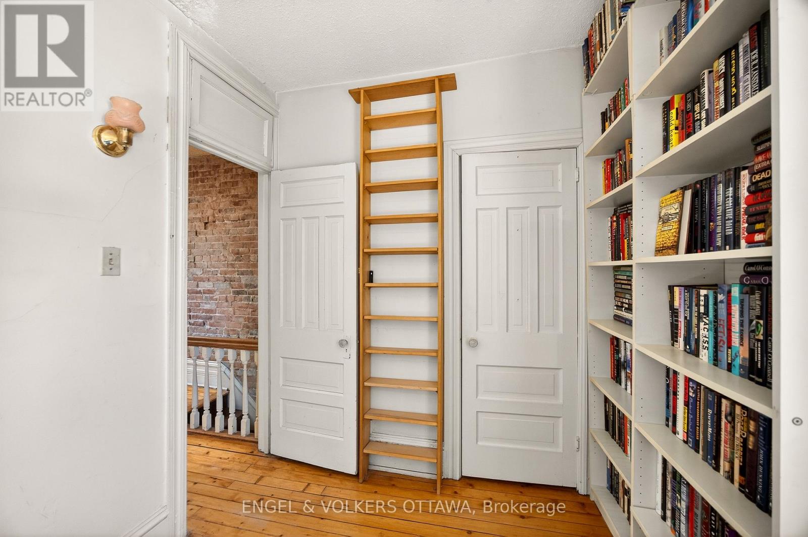 70 Fourth Avenue, Ottawa, Ontario  K1S 2L2 - Photo 32 - X12920098