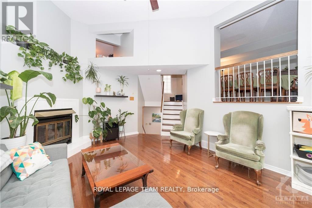 2982 Richmond Road S, Ottawa, Ontario  K2B 6S7 - Photo 8 - X12920116