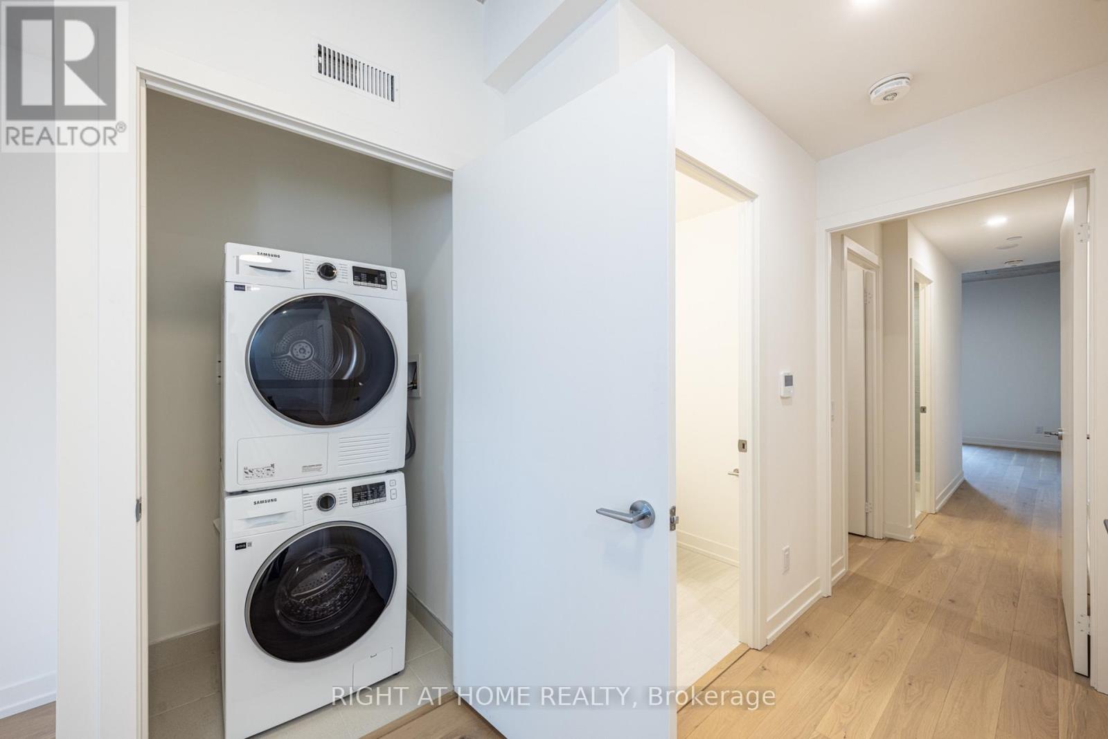 301 - 761 Queen Street E, Toronto, Ontario  M4M 1H3 - Photo 18 - E12917802