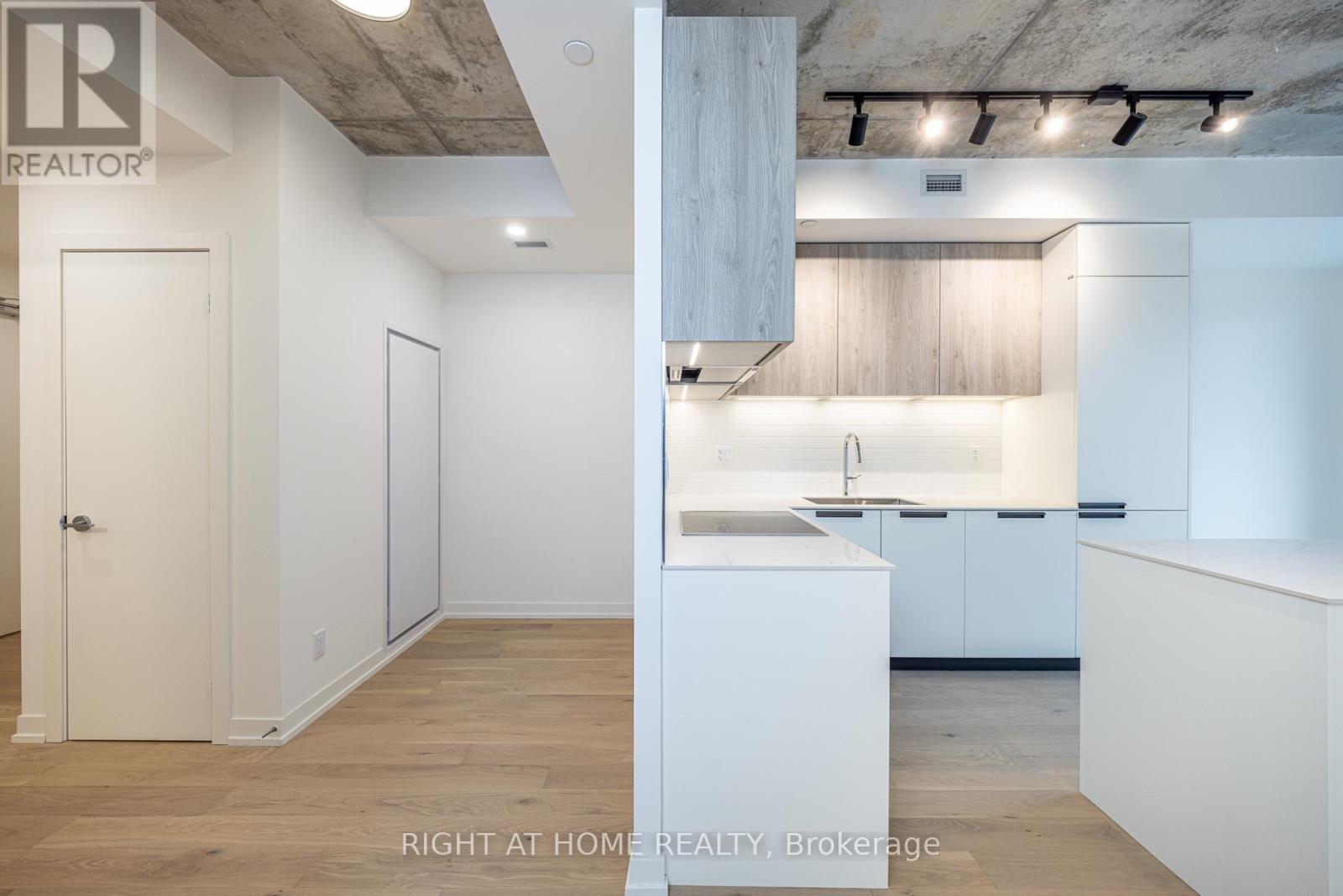 301 - 761 Queen Street E, Toronto, Ontario  M4M 1H3 - Photo 14 - E12917802