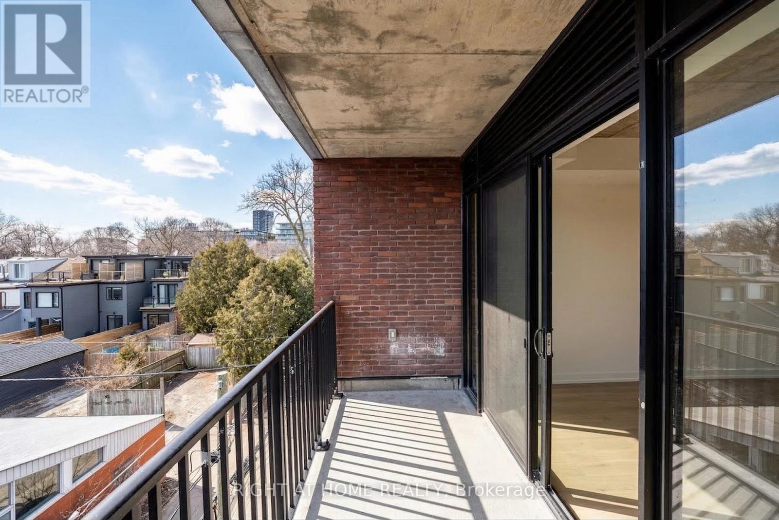 301 - 761 Queen Street E, Toronto, Ontario  M4M 1H3 - Photo 2 - E12917802