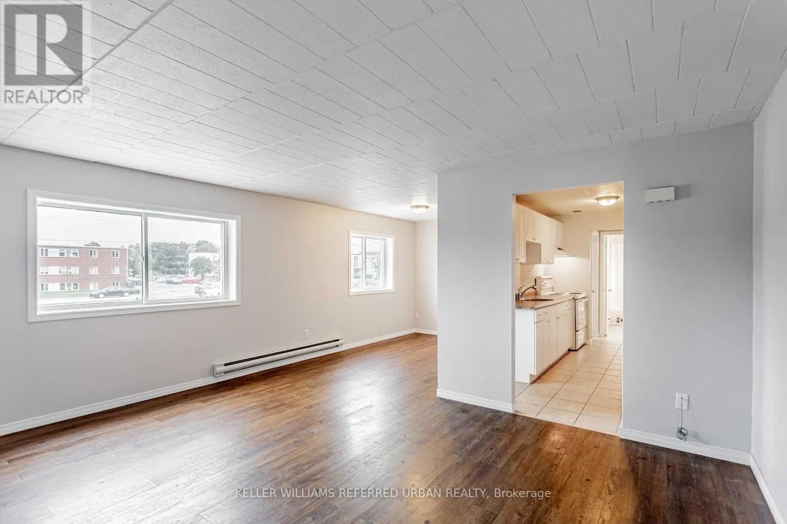 1 - 303 Frontenac Avenue, Oshawa, Ontario  L1J 2A7 - Photo 3 - E12919954