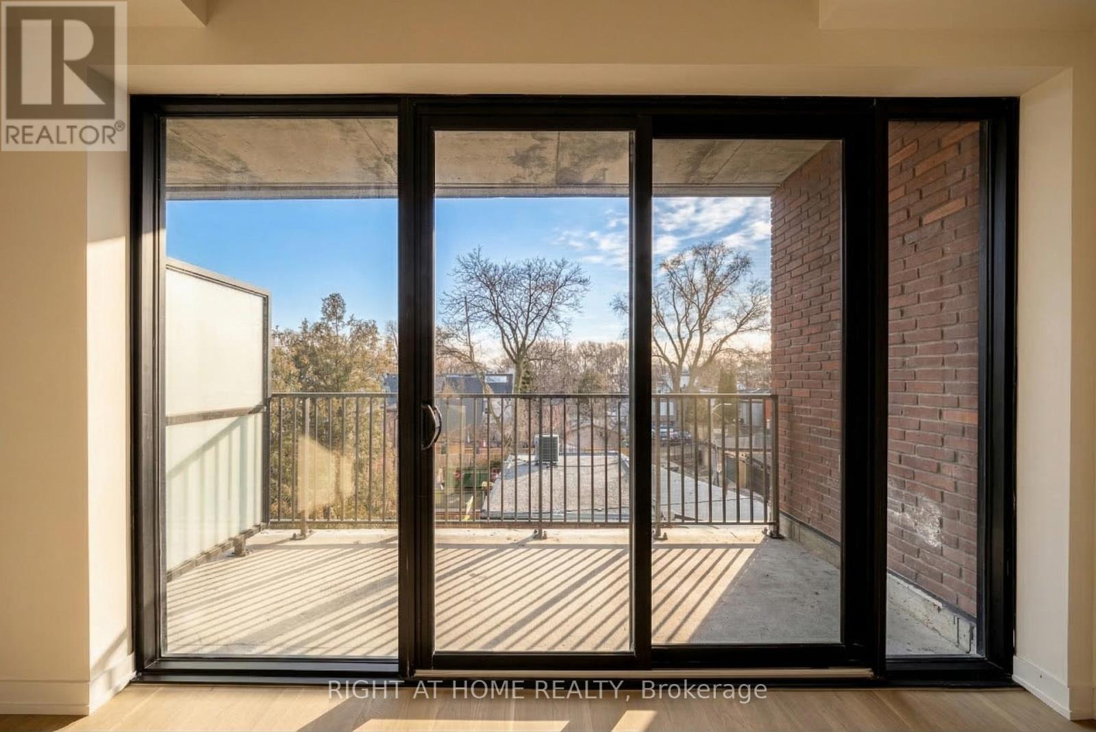 301 - 761 Queen Street E, Toronto, Ontario  M4M 1H3 - Photo 5 - E12917802