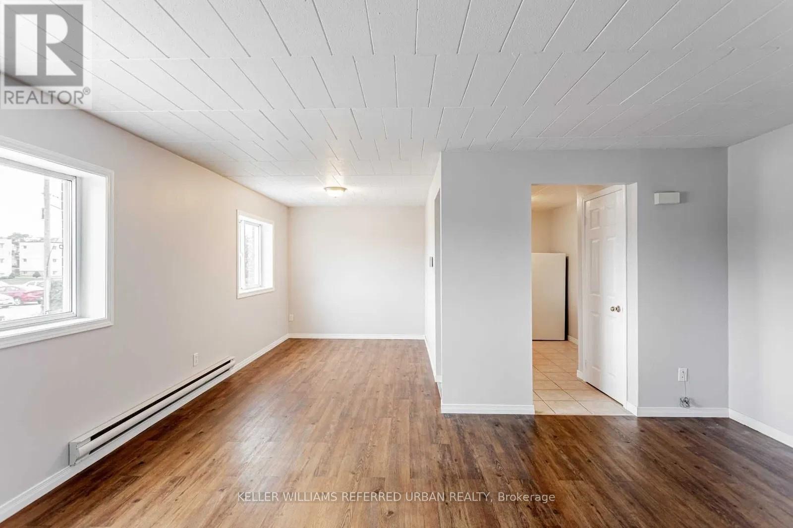 1 - 303 Frontenac Avenue, Oshawa, Ontario  L1J 2A7 - Photo 4 - E12919954