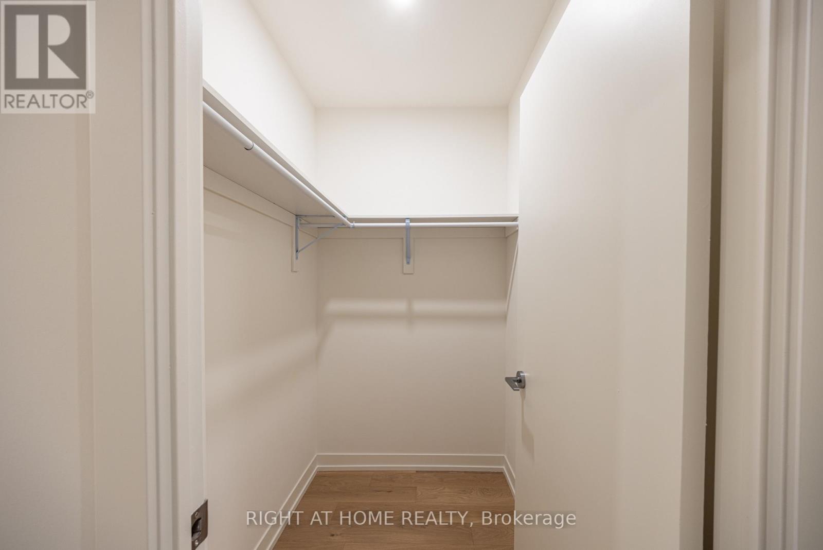 301 - 761 Queen Street E, Toronto, Ontario  M4M 1H3 - Photo 17 - E12917802