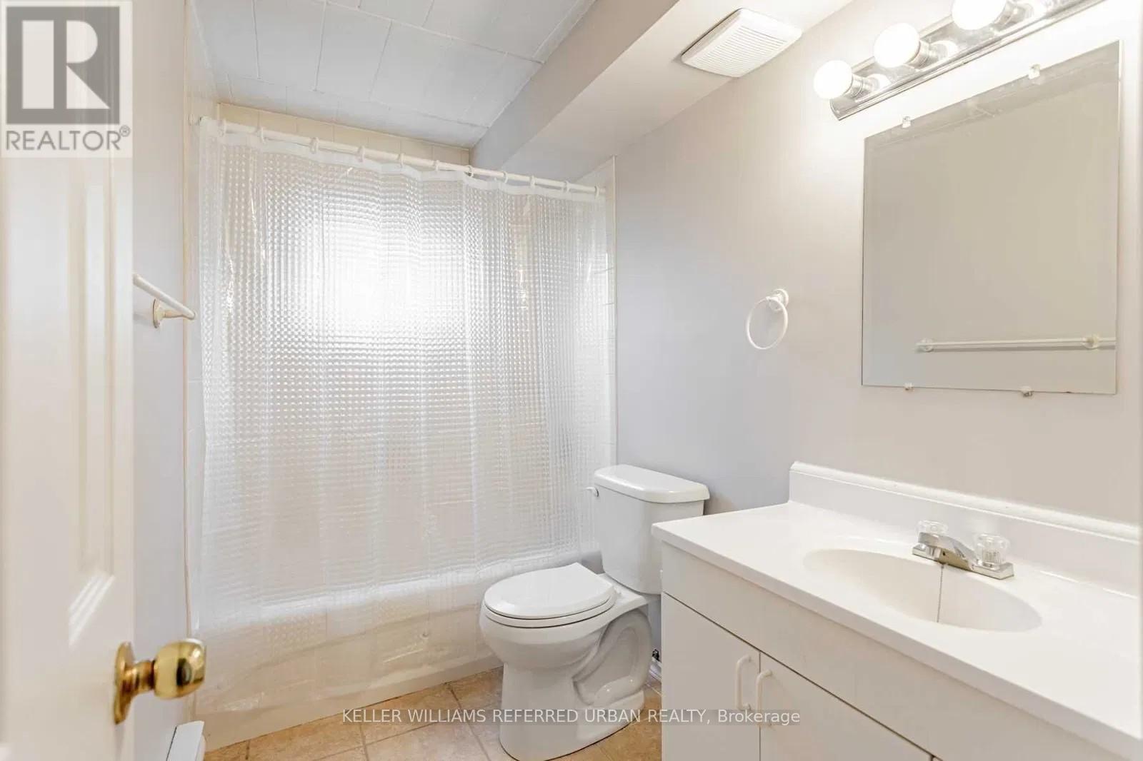 1 - 303 Frontenac Avenue, Oshawa, Ontario  L1J 2A7 - Photo 9 - E12919954