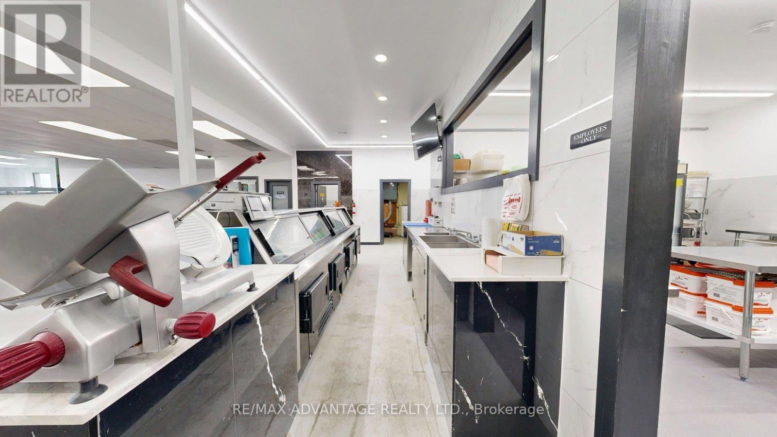 1 - 430 First Street N, London East, Ontario  N5W 4N1 - Photo 22 - X12918118