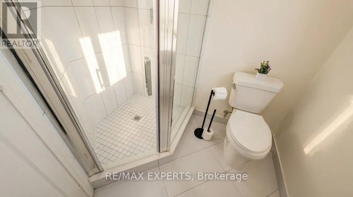 221 - 9000 Jane Street, Vaughan, Ontario  L4K 0M6 - Photo 15 - N12919962