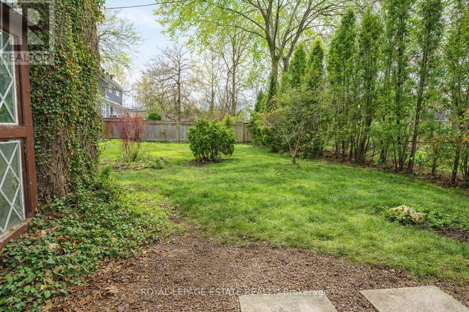 474 Sandlewood Road, Oakville, Ontario  L6L 3S4 - Photo 32 - W12918620