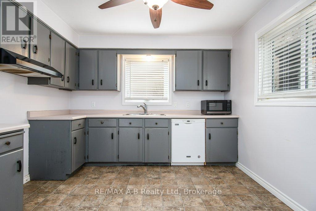 567 Durham Crescent, Woodstock, Ontario  N4S 5X4 - Photo 21 - X12920002