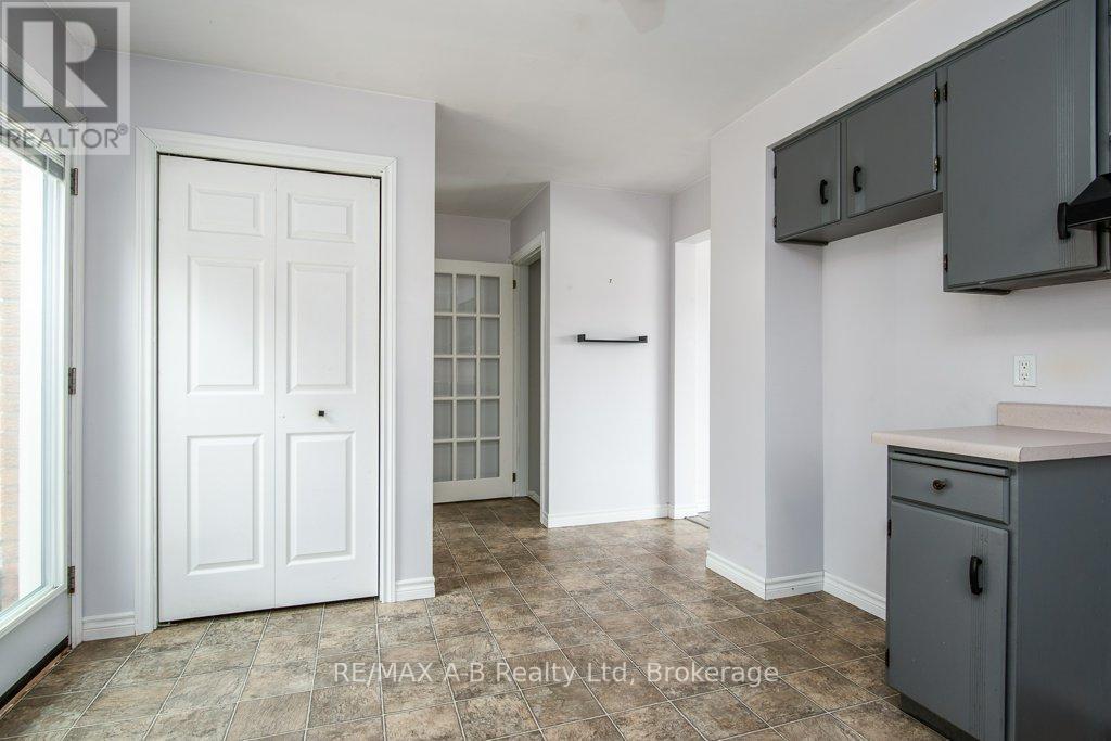 567 Durham Crescent, Woodstock, Ontario  N4S 5X4 - Photo 24 - X12920002