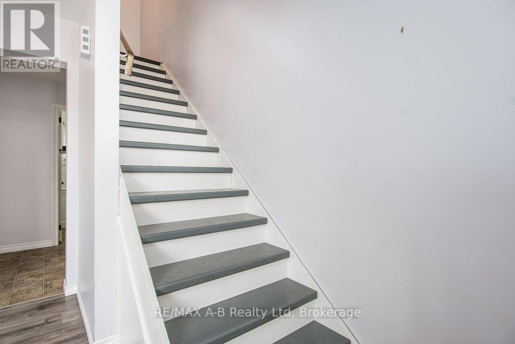 567 Durham Crescent, Woodstock, Ontario  N4S 5X4 - Photo 27 - X12920002