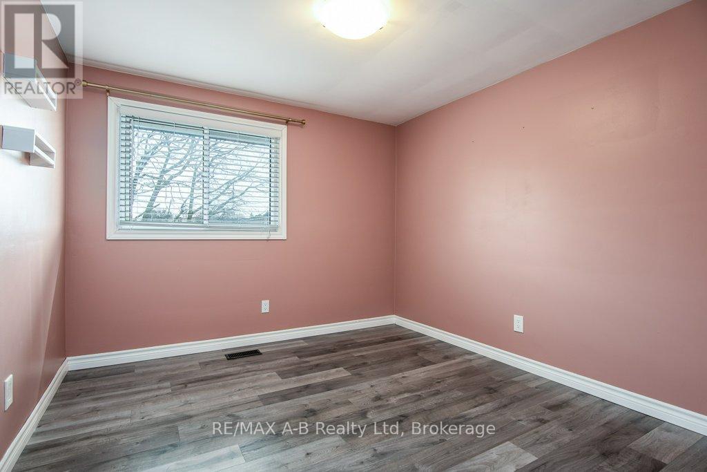 567 Durham Crescent, Woodstock, Ontario  N4S 5X4 - Photo 33 - X12920002