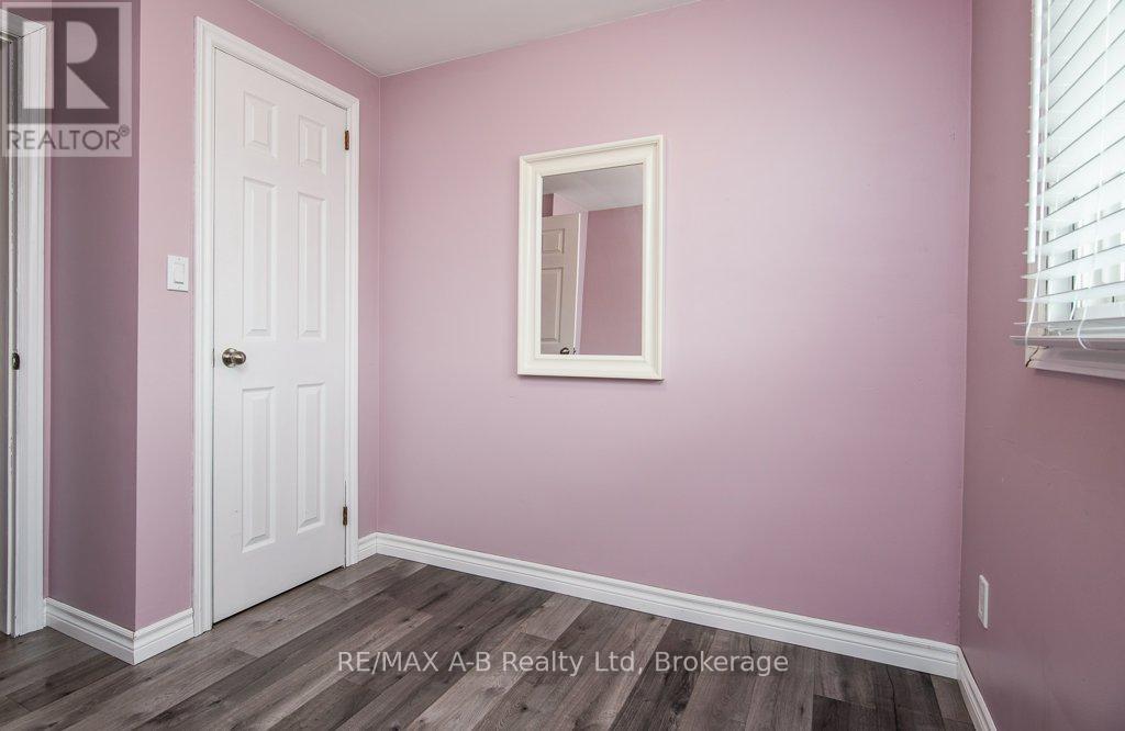 567 Durham Crescent, Woodstock, Ontario  N4S 5X4 - Photo 37 - X12920002