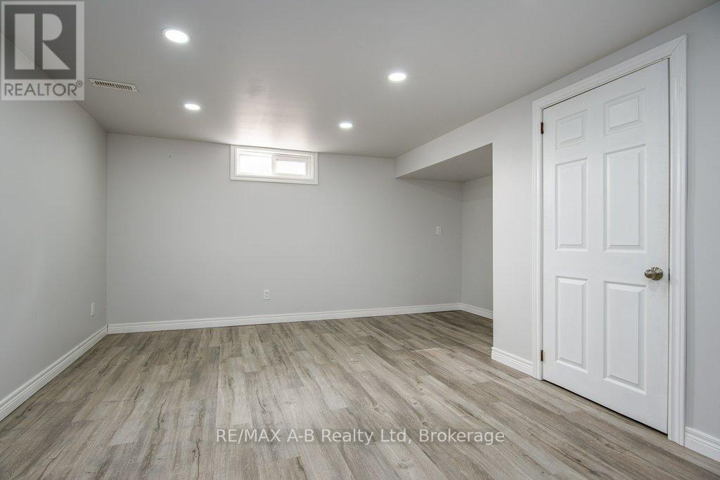 567 Durham Crescent, Woodstock, Ontario  N4S 5X4 - Photo 38 - X12920002