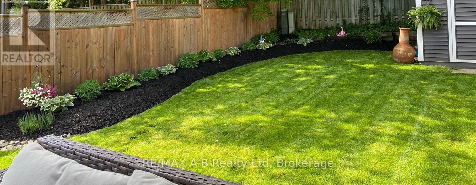 567 Durham Crescent, Woodstock, Ontario  N4S 5X4 - Photo 8 - X12920002