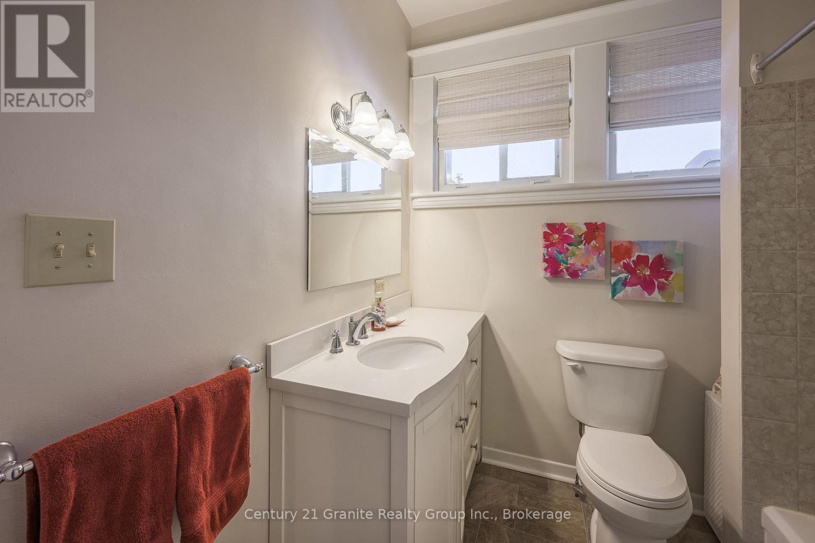 84 Cambridge Street N, Kawartha Lakes (Lindsay), Ontario  K9V 4E2 - Photo 21 - X12920014