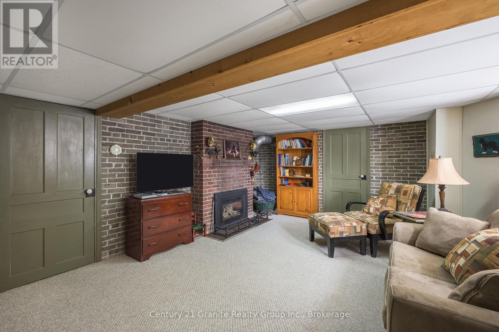 84 Cambridge Street N, Kawartha Lakes (Lindsay), Ontario  K9V 4E2 - Photo 29 - X12920014