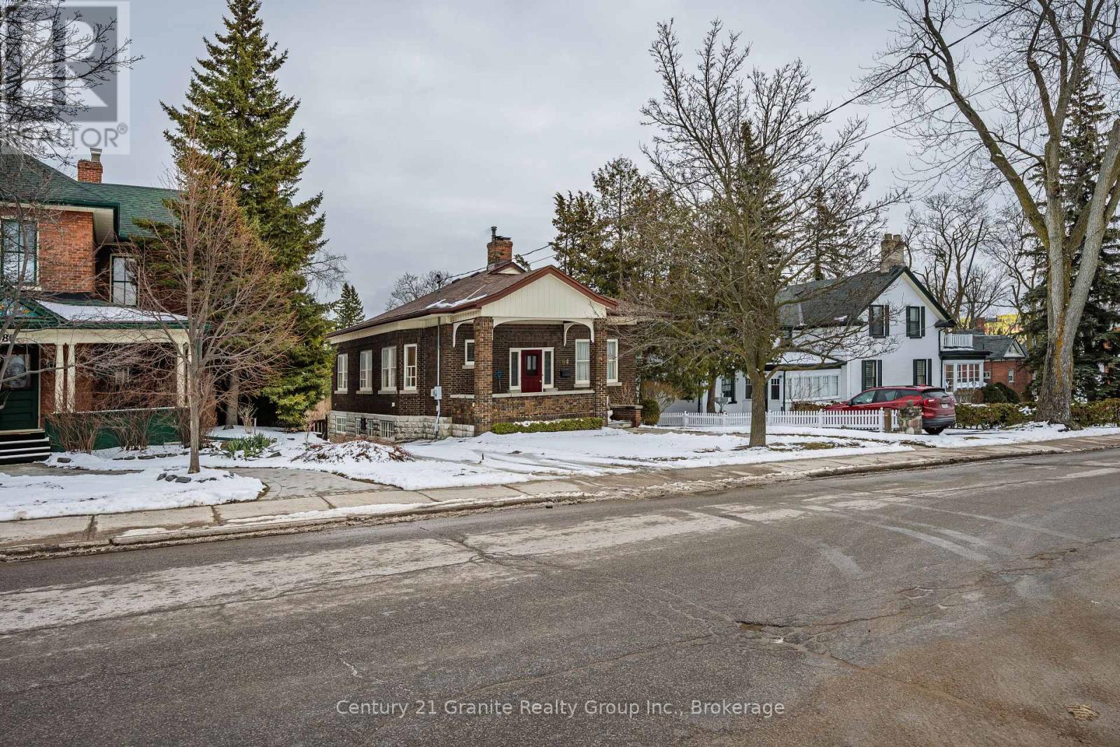 84 Cambridge Street N, Kawartha Lakes (Lindsay), Ontario  K9V 4E2 - Photo 47 - X12920014
