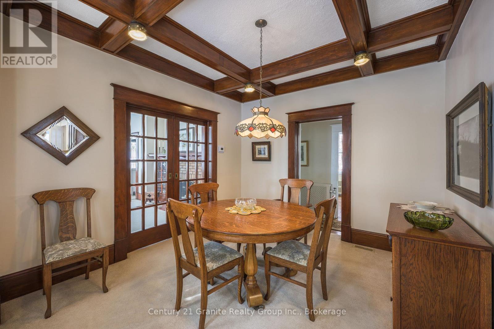 84 Cambridge Street N, Kawartha Lakes (Lindsay), Ontario  K9V 4E2 - Photo 9 - X12920014