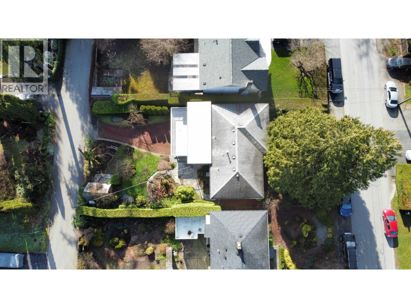 3726 Sefton Street, Port Coquitlam, British Columbia  V3B 3R5 - Photo 38 - R3103453