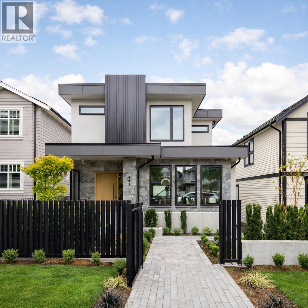 4413 OXFORD STREET, Burnaby, British Columbia