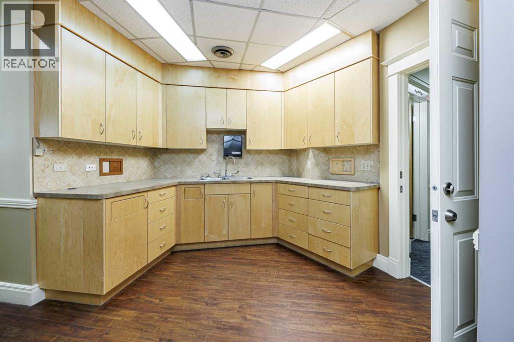 4929 50 Avenue, Lacombe, Alberta  T4L 1H4 - Photo 12 - A2293710