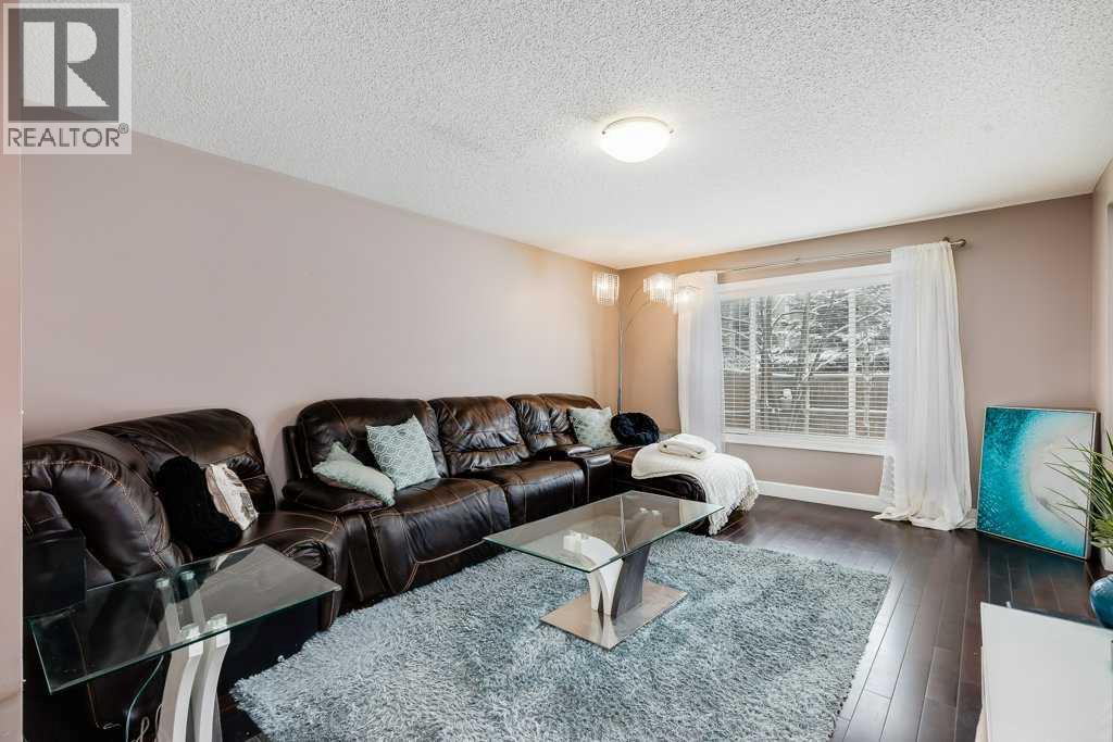 935 Windhaven Close Sw, Airdrie, Alberta  T4B 0P2 - Photo 3 - A2293768