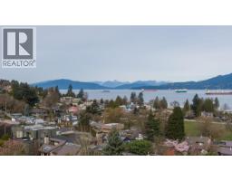 <div class="price">$2,999,000</div> 4418 W 2nd Avenue, Vancouver<br><div style="margin-bottom:8px;"><small>RE/MAX Select Properties</small></div>